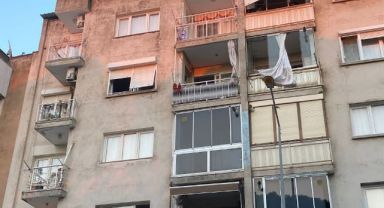 İzmir'de haber alınamayan yaşlı kadın evinde ölü bulundu