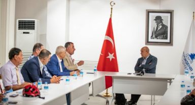 İzmir Konfederasyonu üyelerinden Başkan Soyer’e ziyaret