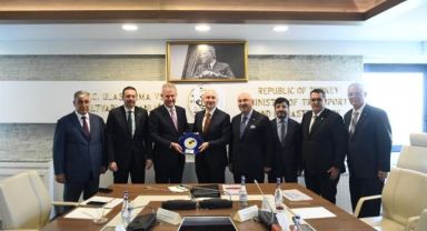İzmir projeleri için Ankara çıkartması