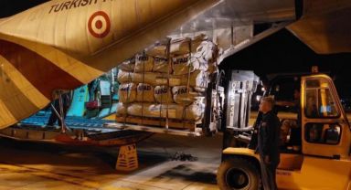 MSB: 'İnsani yardım malzemelerini taşıyan TSK'ya ait iki uçağımız daha Ankara Etimesgut Havaalanı'ndan hareket etti'