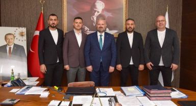 Pehlivan, Ekmekçioğlu'nu ağırladı: Menemen için el ele