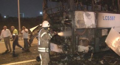 Servis otobüsü alev alev yandı! Küle döndü