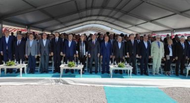 Yıldırım müjdeyi Dikili’den verdi! Depremzedelere gerekli kredi imkanları sağlanacak...