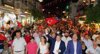 Zaferin 100. yılı Çeşme’de coşkuyla kutlandı