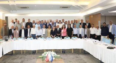 AK Partili Sürekli: İzmir'i, siyaset aşklarına feda ediyorlar!