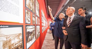Başkan Soyer: Atatürk’ün yüzündeki kıvılcımdan çok şey öğreniyoruz