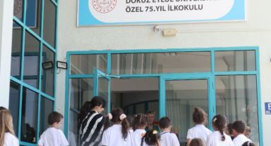 DEÜ'lü minik öğrenciler yeni öğretim yılını sevinçle karşıladı