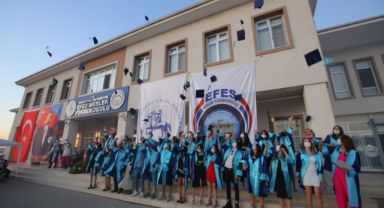 Efes Selçuklu gençlerin ilk cep harçlıkları yattı