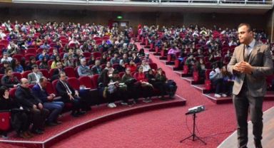 Eğitimci Burak Akkol: Ek kontenjanlarda krizi fırsata çevirmek sizin elinizde