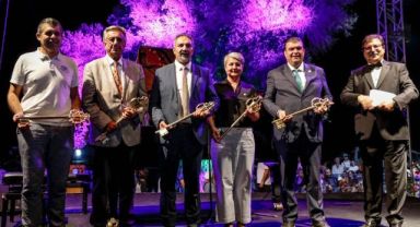 İon Kentler Birliği Projesi Fazıl Sayın muhteşem konseriyle start aldı