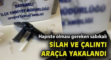 İzmir'de farklı suçlardan aranan şüpheli, çalıntı araç içerisinde yakalandı