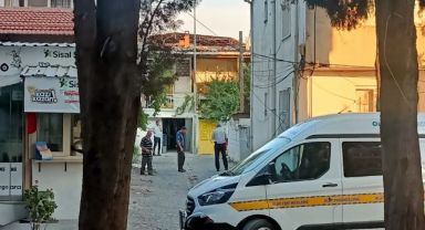 İzmir'de kız arkadaşı tarafından bıçaklanan genç hayatını kaybetti