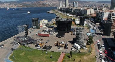 İzmir’de Tarkan tarifesi 15 bin TL’yi buluyor