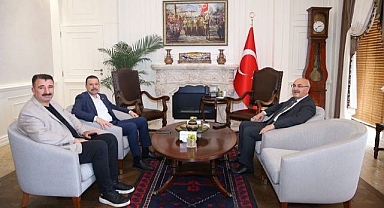 Milletvekili Kaya ve İlçe Başkanı Başdaş'tan Vali Köşger'e ziyaret