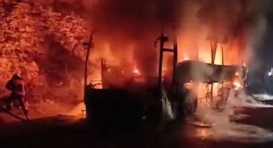 Yolcu otobüsü alev alev yandı... 18 yolcu ölümden kurtuldu