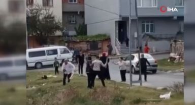 Aileler miras kavgasında birbirlerine tahta, taş ve sopalarla saldırdı