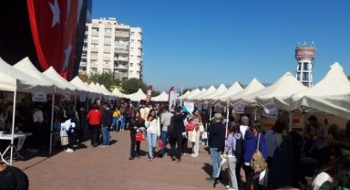 Akkol, 36 üniversiteyi Torbalılı öğrencilerle buluşturdu