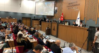 Büyükşehir Meclisi’nde ‘Yücel’ tartışması!