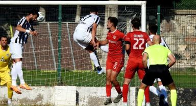 Çeşme Belediyespor, kendi sahasındaki ilk maçında 3 puan aldı