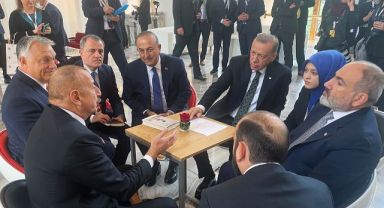 Cumhurbaşkanı Erdoğan, Aliyev ve Paşinyan'dan üçlü görüşme