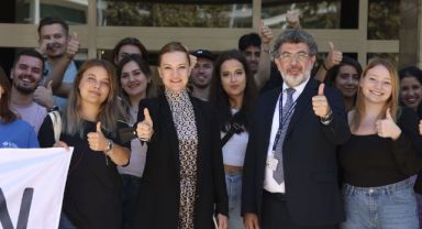 DEÜ bilimde sınırları ortadan kaldırıyor