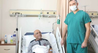 DEÜ Hastanesi'nden kanserde öncü operasyon