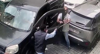 Fatih'te sürücüye döner bıçağıyla saldıran kağıt toplayıcısı tutuklandı