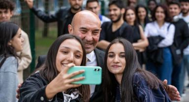 Gençlere başka sürprizlerimiz de var