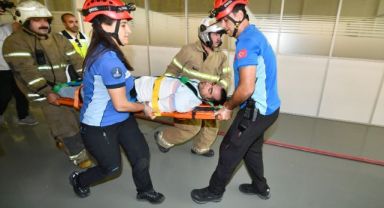 İzmir Büyükşehir Belediyesi’nden yangın tatbikatı