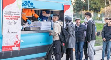 İzmir Büyükşehir Belediyesi öğrencilere yemek noktasını 6’ya çıkardı