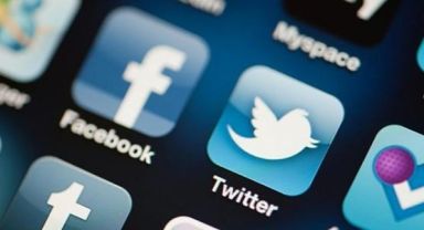 İzmirli siyasilerin ‘bot kullanıcı’ merakı