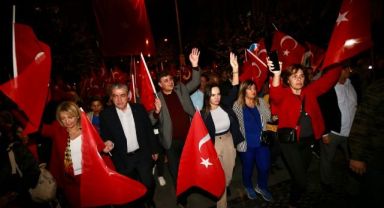 Karşıyaka'yı bayram coşkusu sardı!