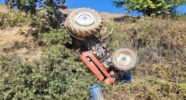 Kiraz’da traktör devrildi: 1 ölü