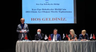 Kıyı Ege'de üç yıllık bütçeye onay