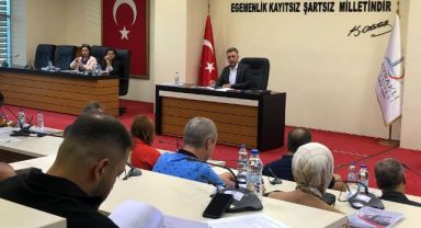 Sandal’dan eleştirilere yanıt, ‘yüzde 10’ fark göndermesi!
