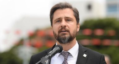 Şok etkisi yaratan görüntülere Yücel’den tepki: Saldırıyı şiddetle kınıyoruz ve lanetliyoruz