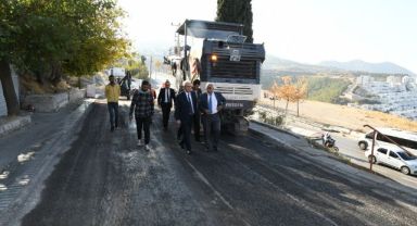 Asfalt ekipleri durmaksızın çalışıyor