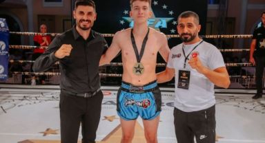 Bayraklı’nın sporcuları başarıya doymuyor