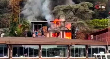Beykoz'da 2 katlı restoran alev alev yandı