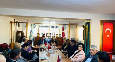 DEVA Partisi Buca İlçe Başkanı Aybar Uygur Anadolu Birliği Derneği’ni ziyaret etti
