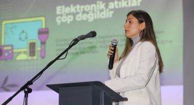 Gaziemir Belediyesi’nden öğretmenlere özel eğitim