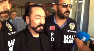 Mahkeme, Adnan Oktar'ın kişisel suçlarından 891 yıl hapisle cezalandırılmasına karar verdi