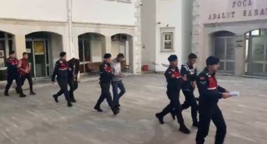 Yazlık evlere giren hırsızlar çaldıkları malzemelerle yakayı ele verdi