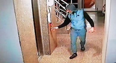 8 katlı apartı ateşe verip çıkıp odasına uyudu