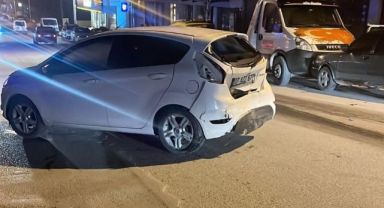 Alkollü sürücü kullandığı araçla 4 araca çarpıp kaçtı