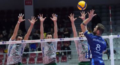 AXA Sigorta Kupa Voley: Arkas Spor: 3 - Bursa Büyükşehir Belediyespor: 1