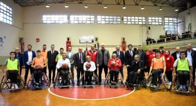 Bornova’da farkındalık yaratan maç
