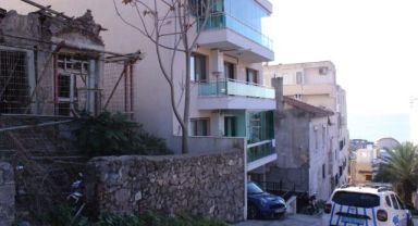 Duvarlardan gelen esrarengiz sesler polisi de alarma geçirdi