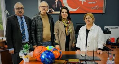 En çok atık pil toplayan Zafer İlkokulu’na ödül