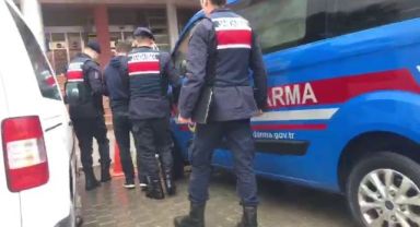 İzmir’de 15 firari suçlu yakalanarak tutuklandı